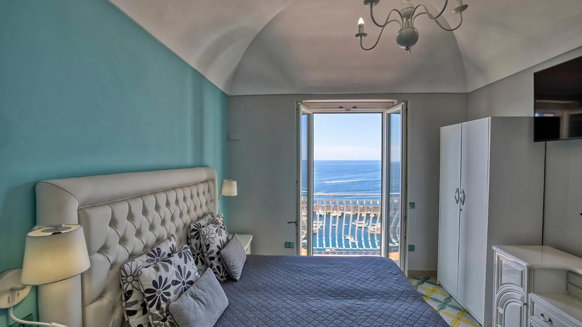 Apartments Amalfi Design Sea View Accessible By 250 Steps Italy