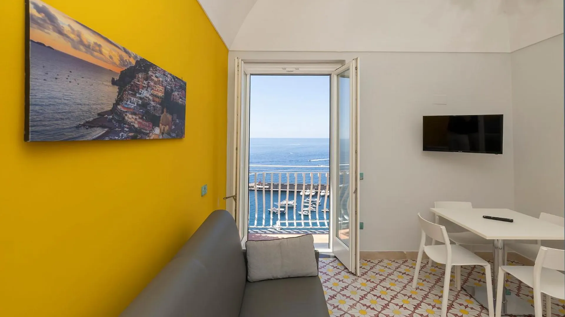 Apartments Amalfi Design Sea View Accessible By 250 Steps Italy