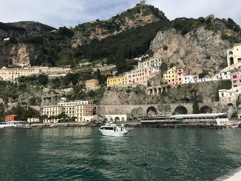 Apartments Amalfi Design Sea View Accessible By 250 Steps