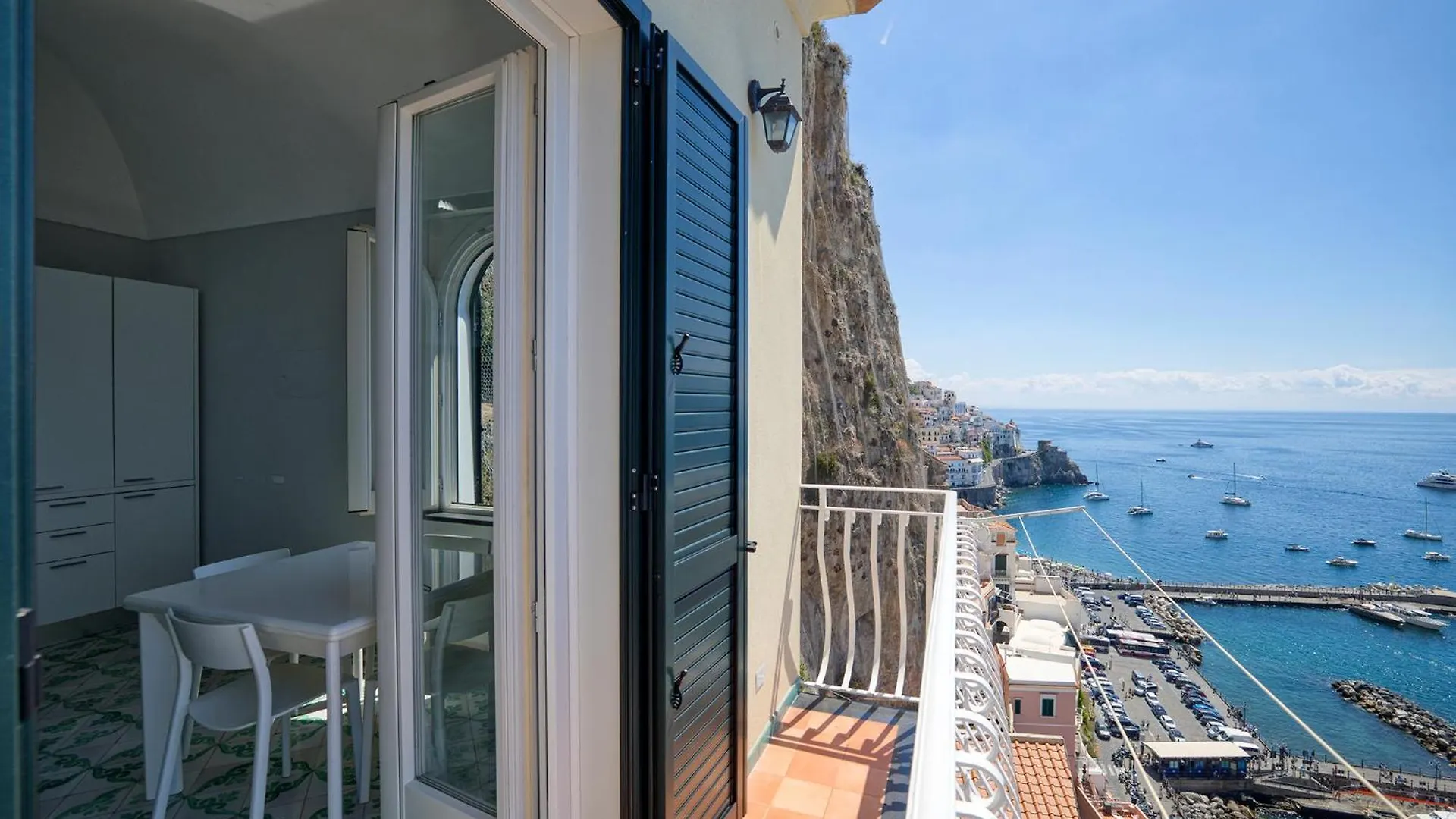 Apartments Amalfi Design Sea View Accessible By 250 Steps 0*,  Italy