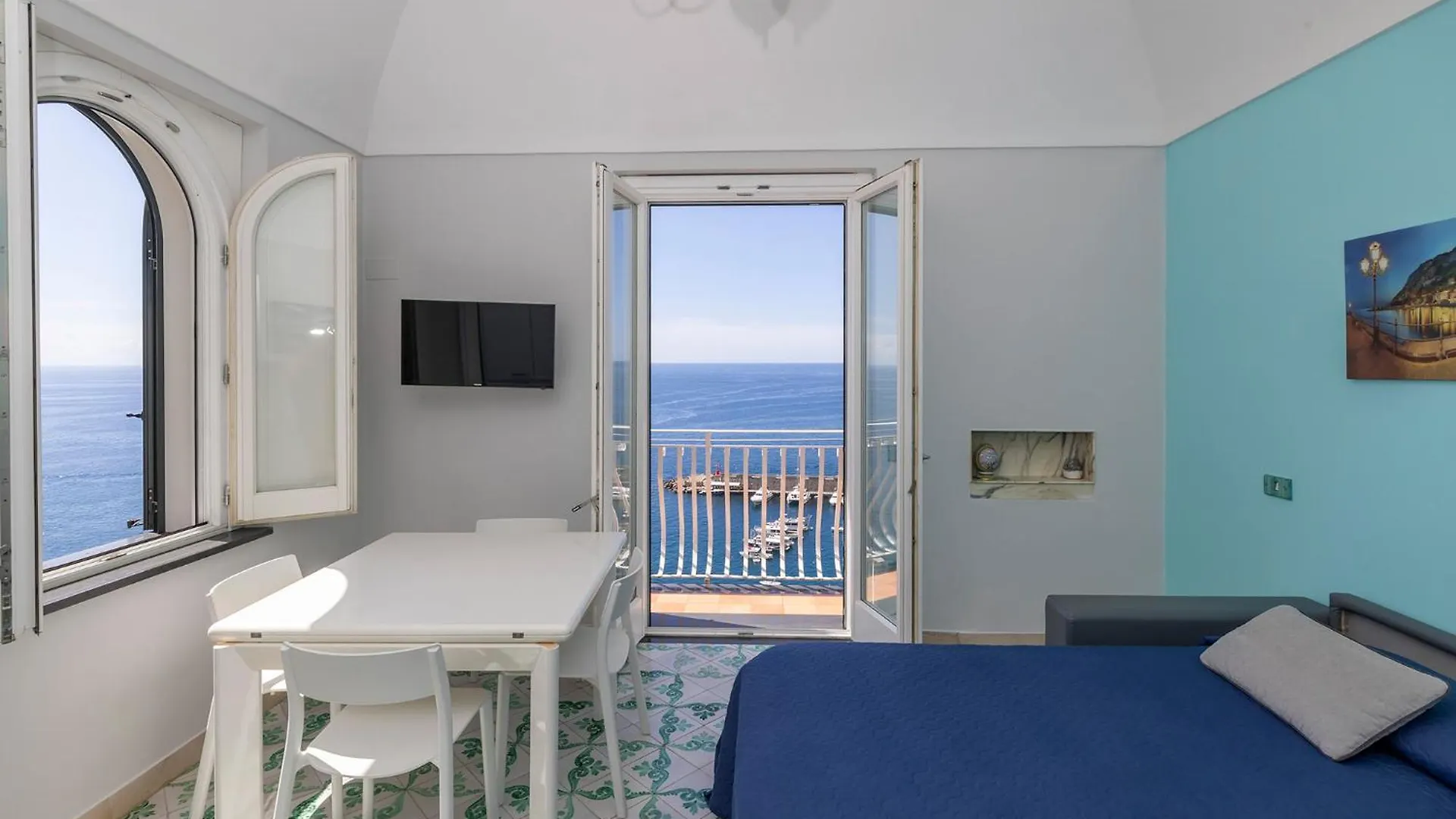 Apartments Amalfi Design Sea View Accessible By 250 Steps 0*,  Italy