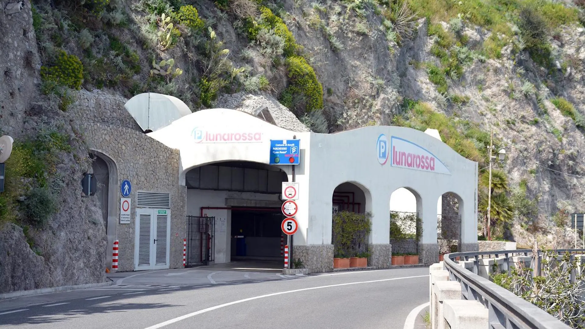 Apartments Amalfi Design Sea View Accessible By 250 Steps